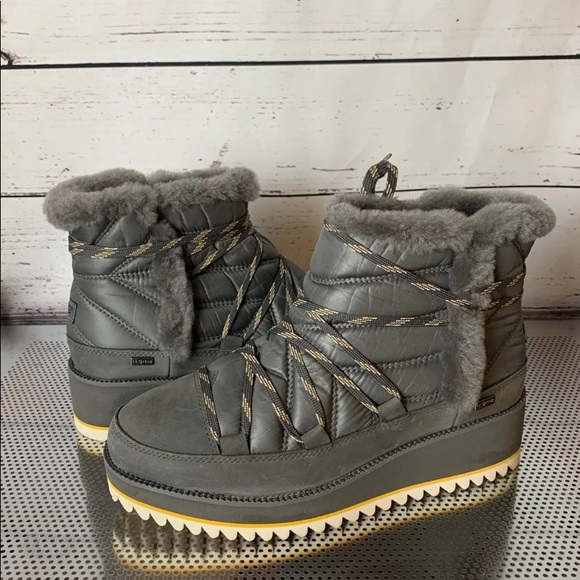 ugg cayden snow boot